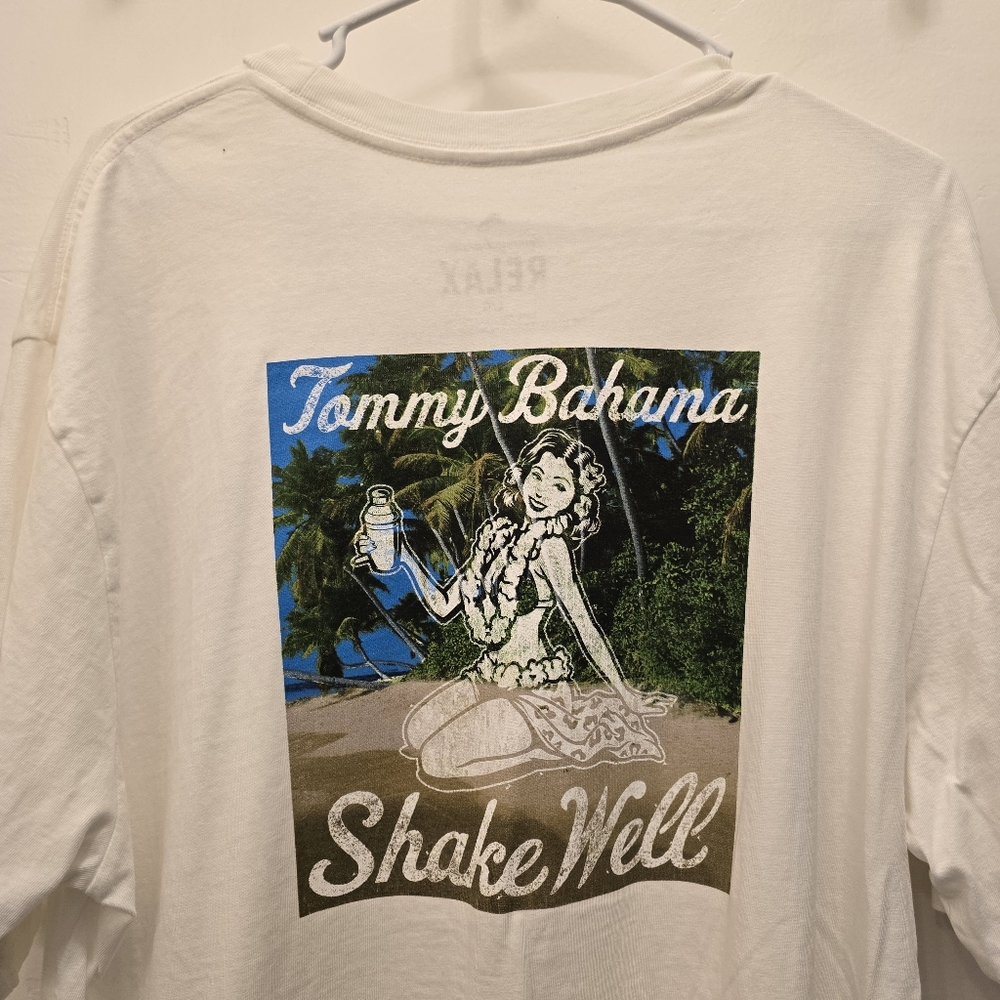 NWT Tommy Bahama T-shirt